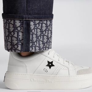 Dior Star Platform Sneaker
White Calfskin and Suede Calfskin size 39